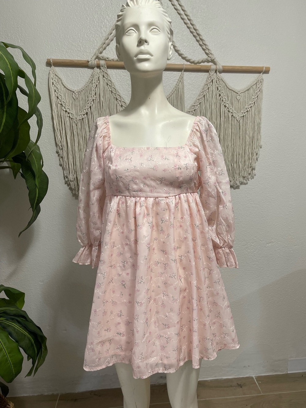 Pink Floral Square-Neck Mini Dress with Puff Sleeves